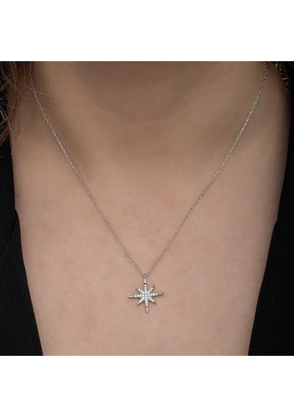 Gümüş Kutup Yıldızı Kadın Kolye fırsatları