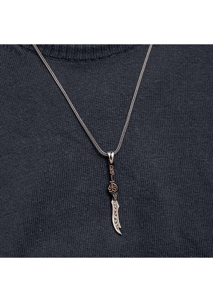 Gümüş Desenli Zülfikar Kılıcı Erkek Kolye fiyatları