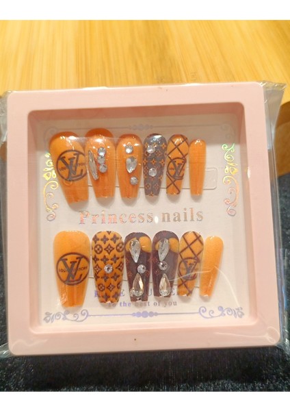 Lüks Figürlü Takma Tırnak