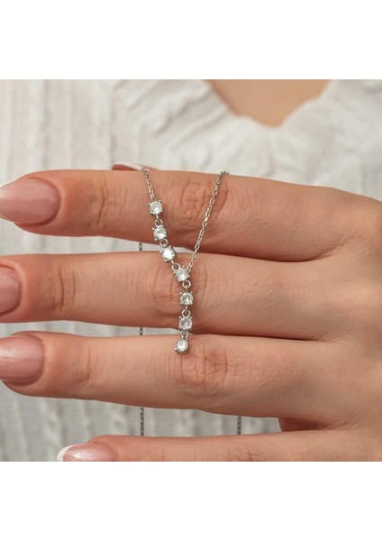 Gümüş Zirkon Sıra Taşlı Kadın Kolye