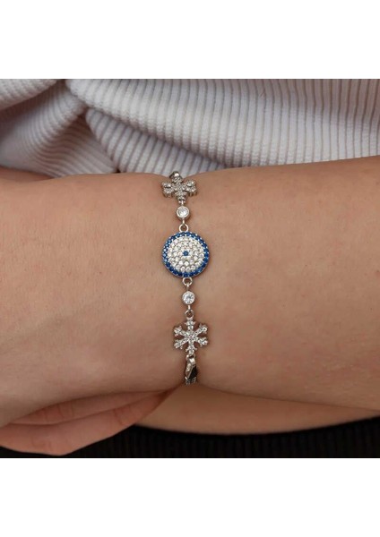 Gümüş Nazarlı Kar Tanesi Kadın Bileklik modelleri