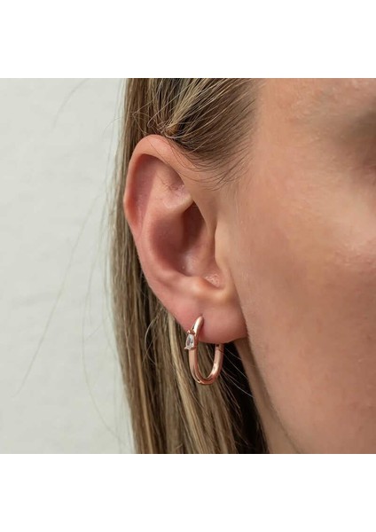 Gümüş Oval Damla Taşlı Kadın Küpe indirimleri