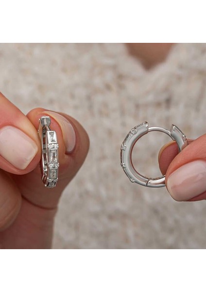 Gümüş Baget Taşlı Halka Kadın Küpe