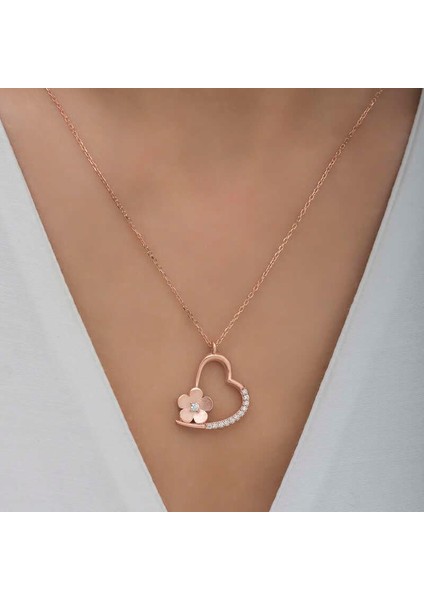 925 Ayar Gümüş Çiçekli Kalp Kadın Gümüş Kolye modelleri