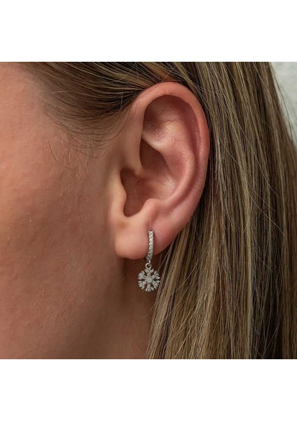 Gümüş Sallantılı Kar Tanesi Kadın Küpe fiyatları