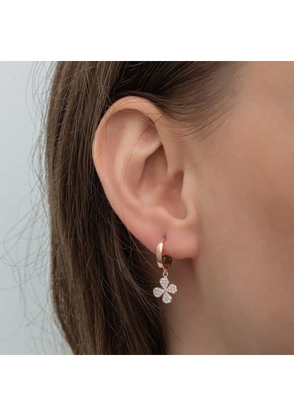 ​gümüş Rose Sallantılı Yonca Kadın Küpe fiyatları