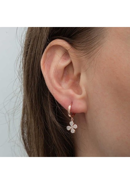 ​gümüş Rose Sallantılı Yonca Kadın Küpe fırsatları