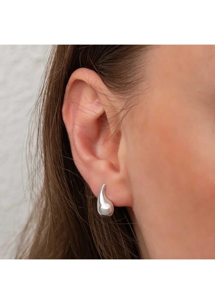 Gümüş Gözyaşı Damla Çivili Kadın Küpe modelleri
