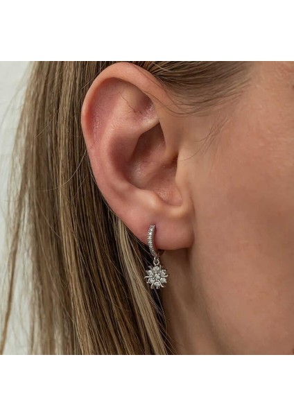 Gümüş Sallantılı Güneş Kadın Küpe modelleri