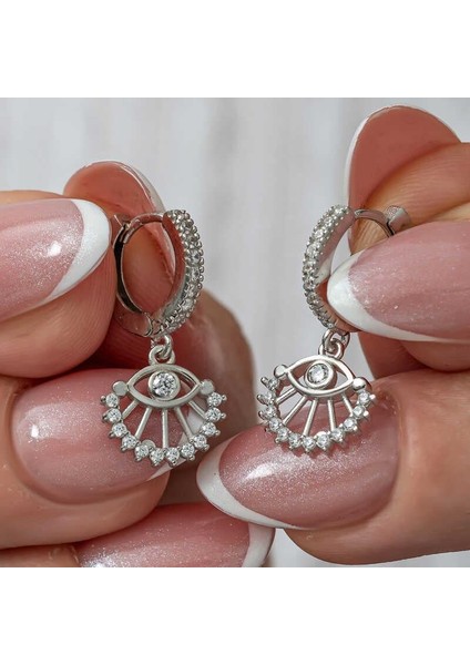 Gümüş Sallantılı Göz Kadın Küpe
