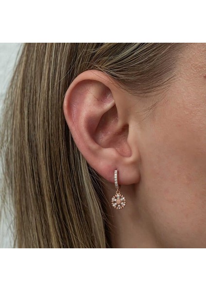 Gümüş Sallantılı Rose Kar Tanesi Kadın Küpe fiyatları