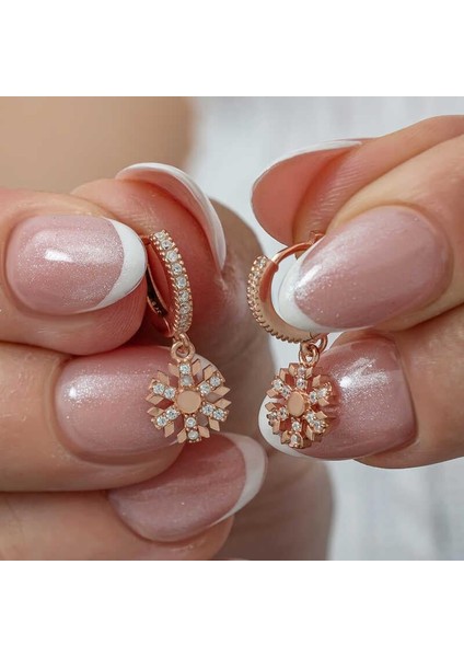 Gümüş Sallantılı Rose Kar Tanesi Kadın Küpe modelleri