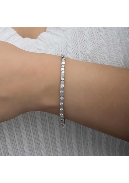 Gümüş Beyaz Taşlı Su Yolu Kadın Bileklik fırsatları