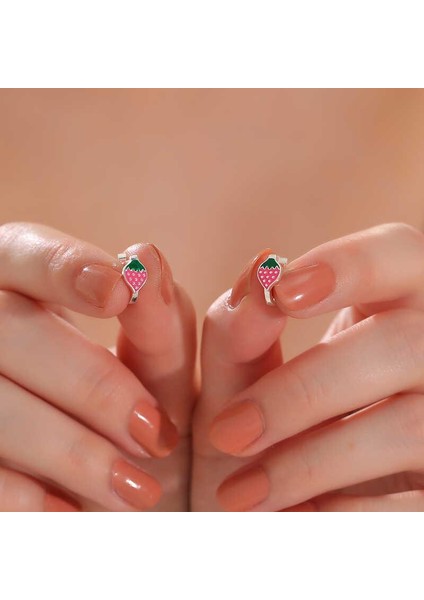 Gümüş Çilek Çocuk Küpesi fiyatları