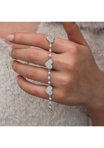 Gümüş Zirkon Taşlı Sıralı Kalp Kadın Bileklik