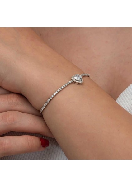 Gümüş Kalpli Su Yolu Bileklik fırsatları