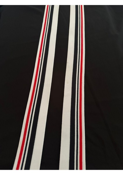 Beyaz Zemin Kırmızı Lacivert Geçişli Lastik Şerit indirimleri