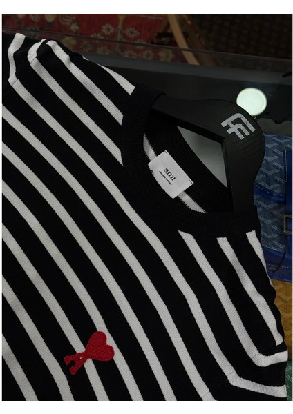 Siyah Çizgili Erkek Triko Kazak fırsatları