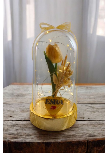 Sevgililer ve Anneler Günü , Arkadaşa Özel Hediye Altın Renkli Fanus Yapay Islak Lale Isim Yazmalı modelleri