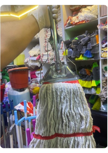 Çift Kovalı Temizlik Arabası Seti Metal Dar Yaylı Sap Yedek Mop 17CM Beyaz