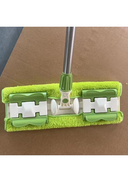 Renkli Mikrofiber Mandallı Mop, 115 cm Ayarlanabilir Sap ve Yedek Bez ile Konforlu Kullanım