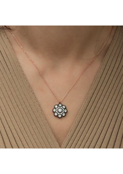 ​gümüş Elmas Montür Çiçek Bayan Kolye fiyatları