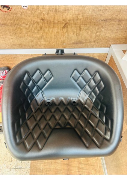 Massey Ferguson 135-148-240 255T-165-260-266G 285-288G Bütün Koltuk Star fiyatları