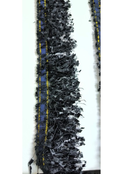 Laci Şerit Üzerine Desenli Püskül Saçak