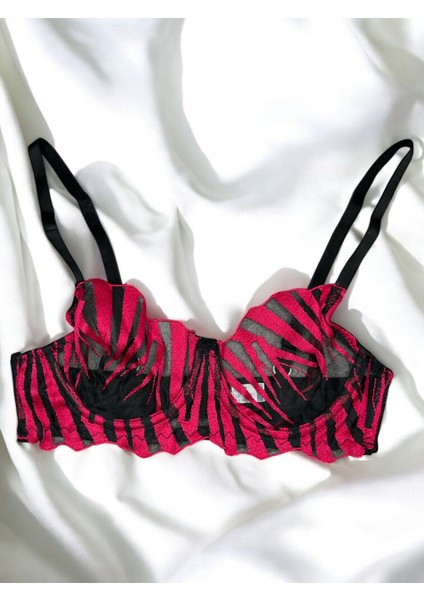 Kılıç Kadın Balenli Dantelli Tül Brode Bralet Iç Giyim Külot Sütyen Takımı fiyatları