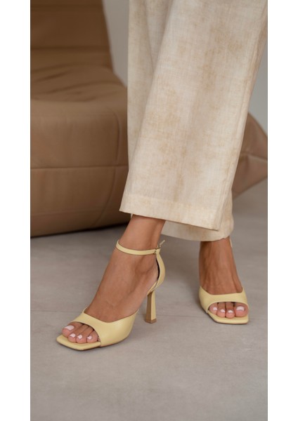 Orion Sarı Hakiki Deri Topuklu Ayakkabı fiyatları
