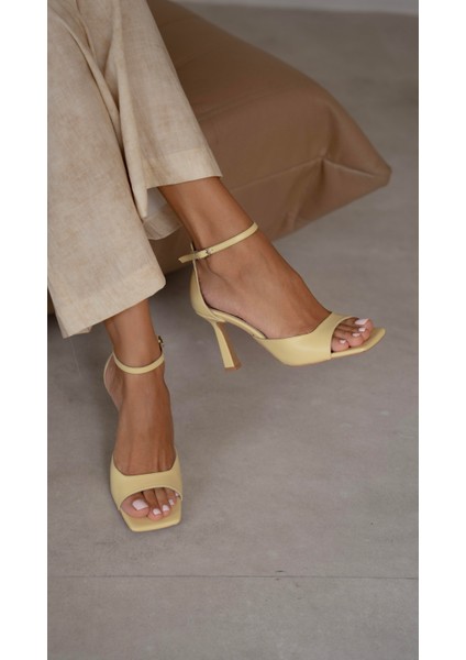 Orion Sarı Hakiki Deri Topuklu Ayakkabı modelleri