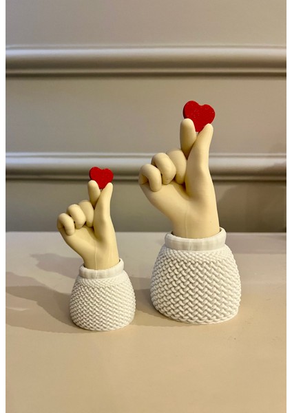 Korean Heart Ikili Biblo Seti, Kalp Tutan El Sevimli Hediyelik, 9 cm - 14 cm fiyatları