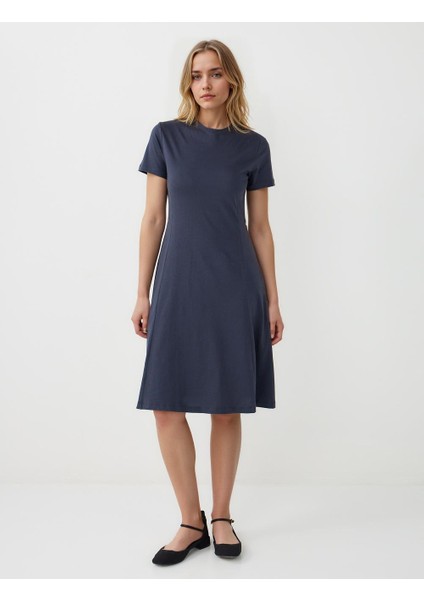 Lacivert Dar Kesim Kayık Yaka Mini Örme Elbise