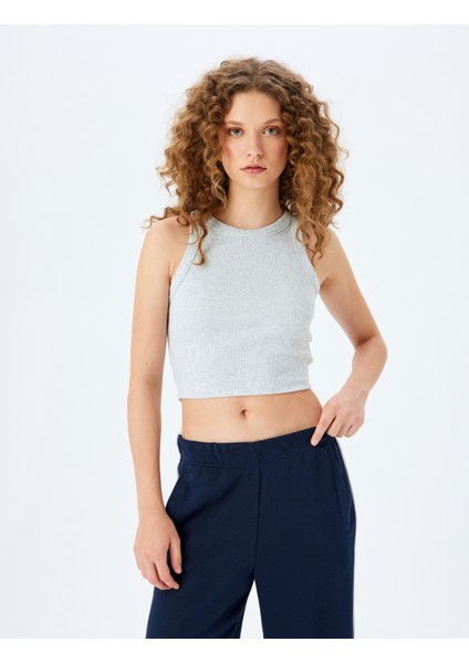 Yeni Sezon Halter Yaka Fitilli Slim Fit Crop Kadın Atlet modelleri