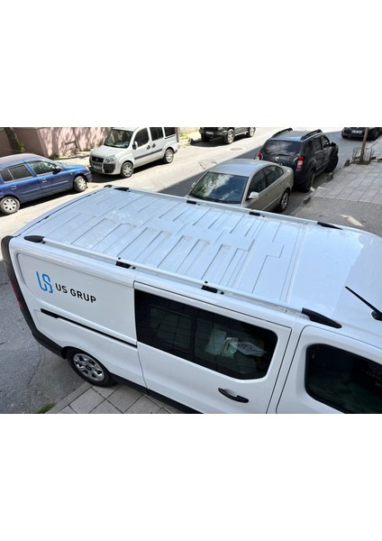 Renault Trafic X82 Kısa Şase (2014-2025) Araç Üstü Alüminyum Tavan Yan Rayları Plus Serisi - Siyah fırsatları