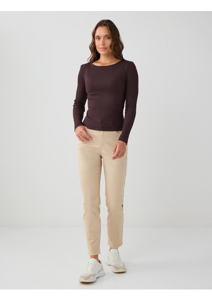 Acı Kahve Dar Kesim Kayık Yaka Örme Bluz fiyatları