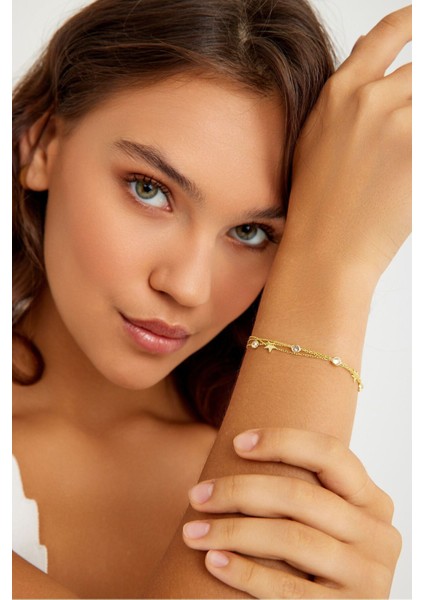 925 Ayar Gümüş Altın Kaplamalı Zirkon Taşlı Yıldız Modeli Kadın Bileklik fiyatları