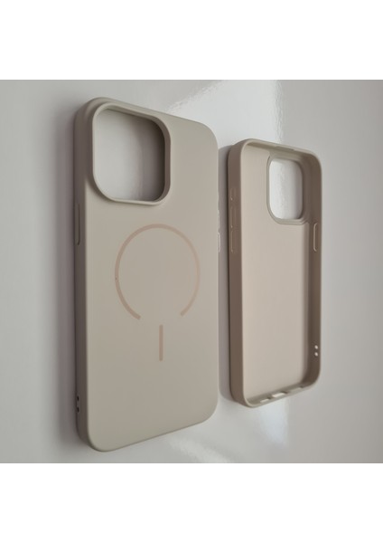 iPhone 15 Pro Magsafe ile Uyumlu Yumuşak Soft Mükemmel Manyetik Esnek Lansman Silikon Kılıf fiyatları