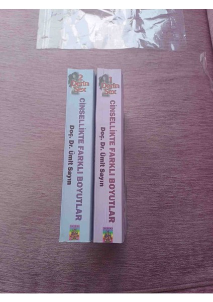 Cınsellıkte Farklı Boyutlar 1-2 Nolu Cıltler Doc Dr Umıt Sayın Her Cıltte 1500 Resım 2014 Basım Toplamda 876 Sayfa Bazi Sayfalarda Alti Cizili Satirlar Var Harici Cok Temiz Durumdadir