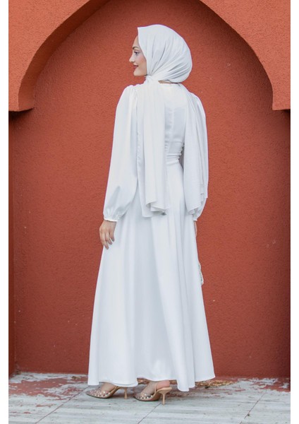 Visy Korsaj Bağlama Detaylı Saten Abiye-Beyaz modelleri