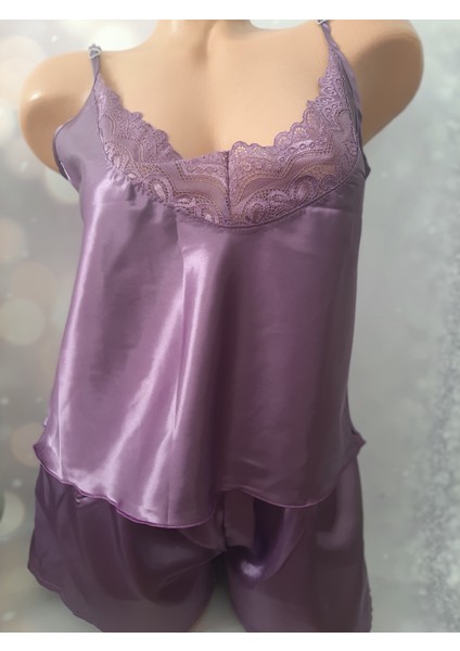 Mor Ip Askılı Yakası Dantelli Saten Üst ve Mini Şort Kadın Takım Pijama