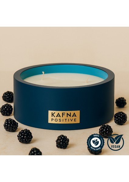 Böğürtlen Kokulu Indigo Beton Mum – %100 Soya Wax, El Yapımı, Doğal Vegan Mum