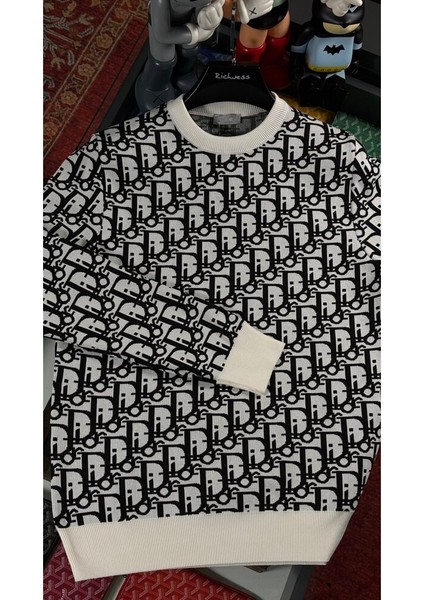 Nakış Logo Işlemeli Erkek Kazak