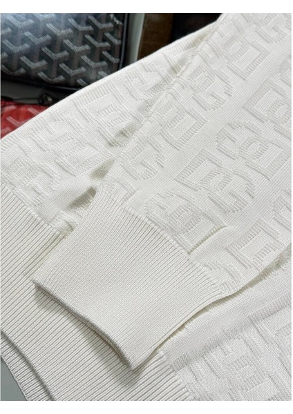 Monogram Logo Detaylı Erkek Triko Polo Kazak fırsatları