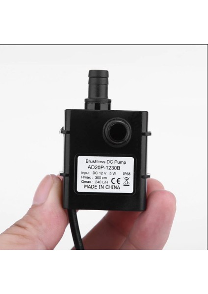 12 Volt Mini Dalgıç Tip Su Pompası Saatte 240 Litre (Boy 5,5 cm . En 3,5 cm . Yükseklik 4,2 Cm) fiyatları