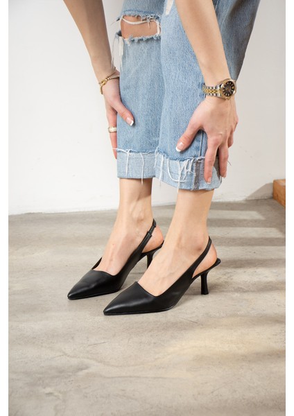 Günlük Kadın Sivri Burun Düz Desensiz Ince Arkası Açık Topuklu Zara Model Abiye Ayakkabı 101A