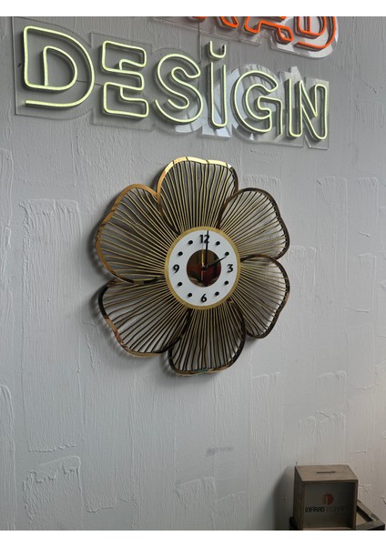 Papatya Desen Dekoratif Ahşap Tasarım Duvar Saati modelleri