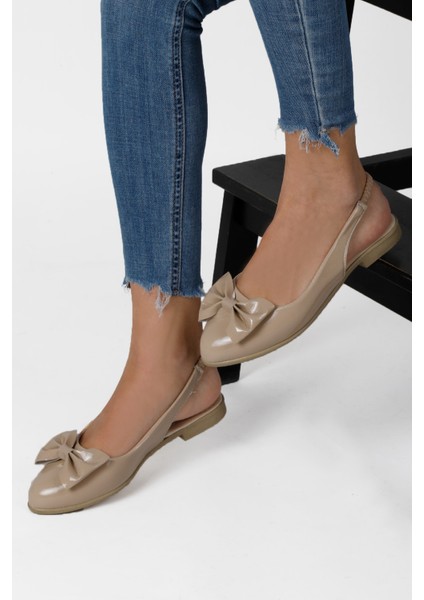 Arkası Açık Lastikli Kurdeleli Babet