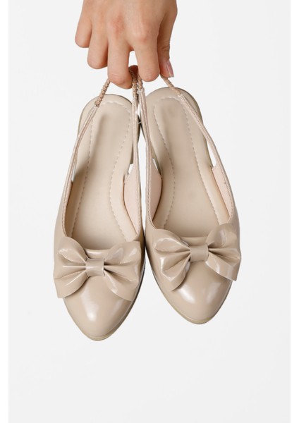 Arkası Açık Lastikli Kurdeleli Babet fırsatları