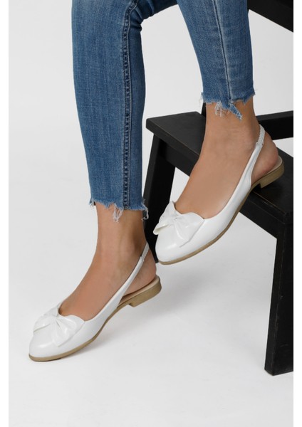 Arkası Açık Lastikli Kurdeleli Babet